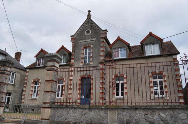 Hospice Sainte-Anne de Roézé-sur-Sarthe (Sarthe)