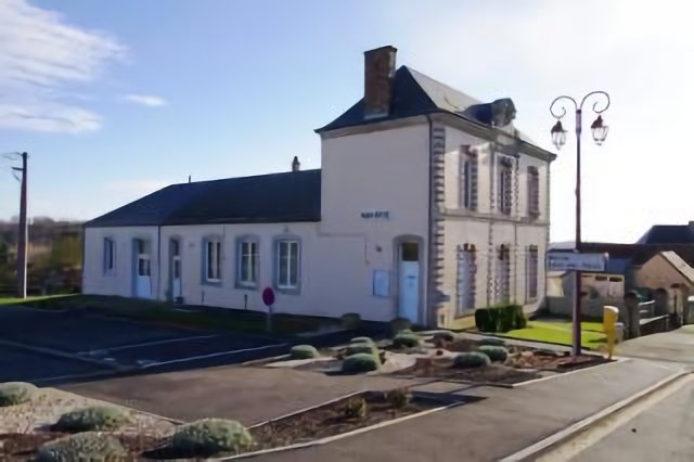 Mairie de Saint Denis des Coudrais