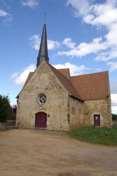 Façade principale de l'église Notre-Dame d'Aulaines à Bonnétable.
