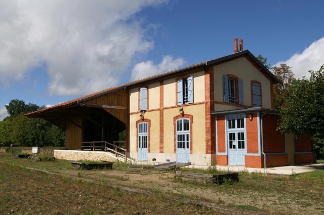 Gare de Bonnétable, désormais à vocation touristique.