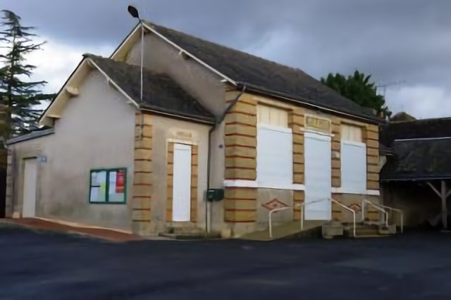 Mairie de Briosne lès Sables
