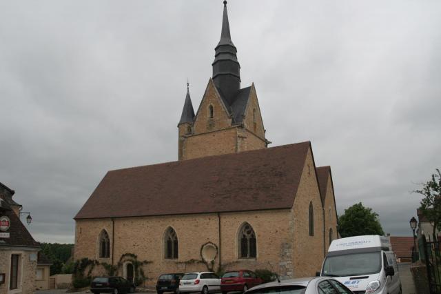 Église Saint-Hilaire de Villaines-la-Gonais.