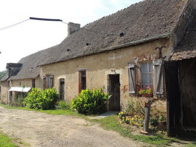 Briosne-lès-Sables, maison des sables