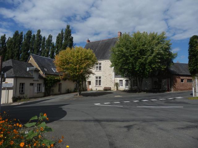 Maison sur la place de l'église.