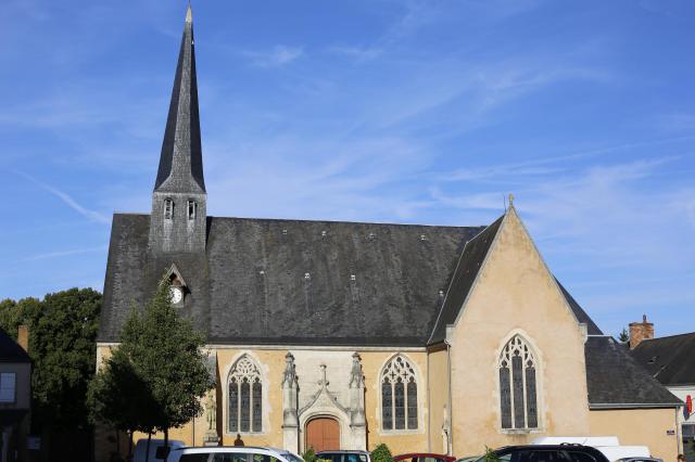 Église Saint-Pierre-et-Saint-Paul de Tuffé.