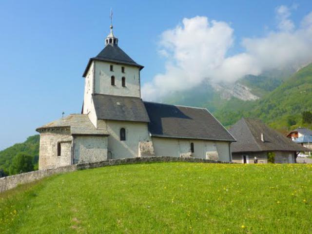 Au pied des Bauges, l'église romane de Cléry XIIème. 03.05.2009