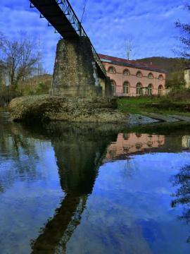 Usine hydro-électrique sur l'Ariège