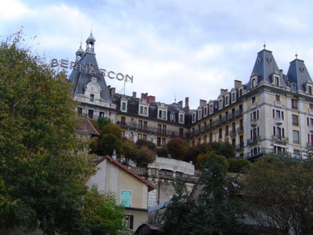 Aix les Bains, Ancien Grand Hôtel Bernascon