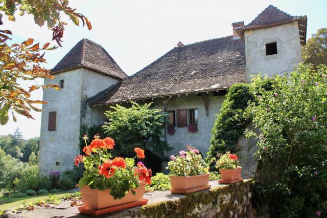Maison forte de Collonges, village de Verney (Hauteville-sur-Fier).