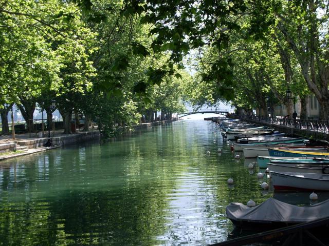 Le Canal du Vassé, Annecy (wikipedia:Annecy).