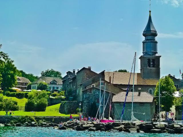 Croisière avec le bateau solaire