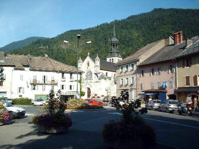 Thônes