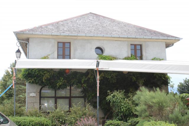 Mairie de Villy-le-Bouveret.