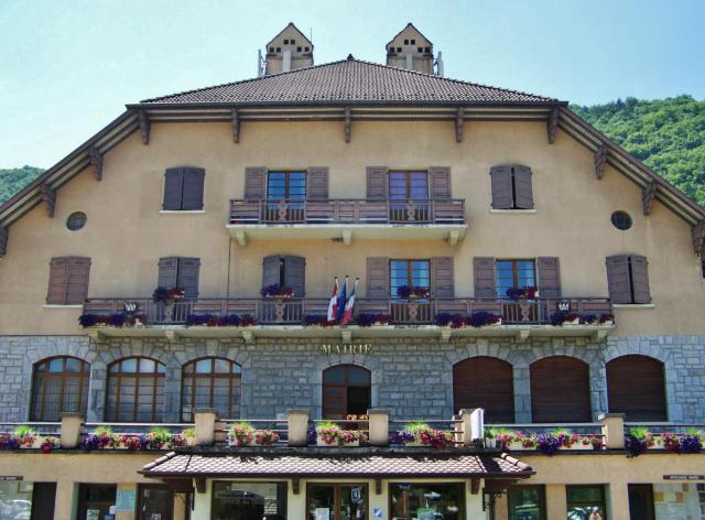 Mairie de la commune de Sevrier près d'Annecy en Haute-Savoie.