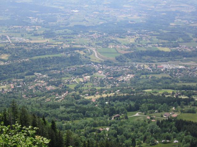 Vue aérienne de Bonne (Haute-Savoie, France)