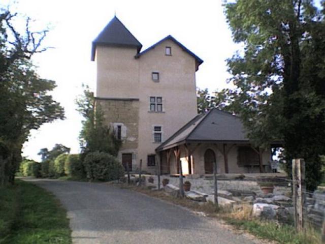chateau de fésigny 2 façade est
