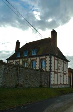 Bouelles (Seine-Maritime, France). L'ancien presbytère.