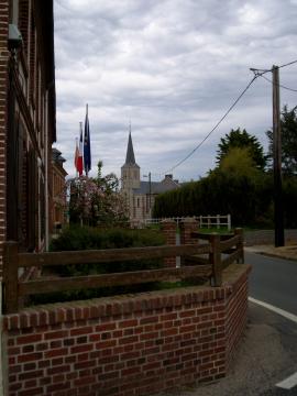 Vue de la mairie vers l'église