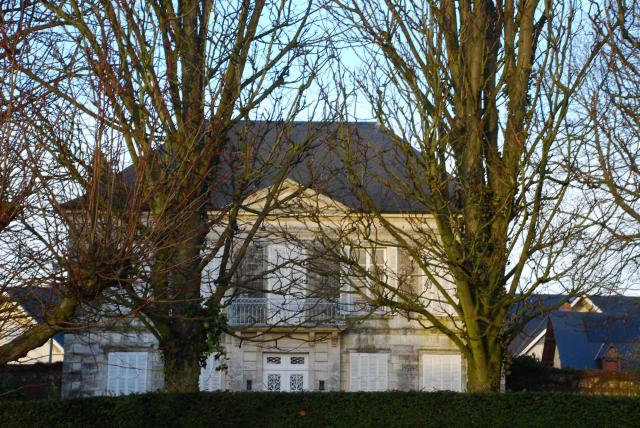 Cet édifice est répertorié dans la base Mérimée, base de données sur le patrimoine architectural français du ministère de la Culture, sous…