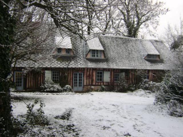 Angiens, Maison normande