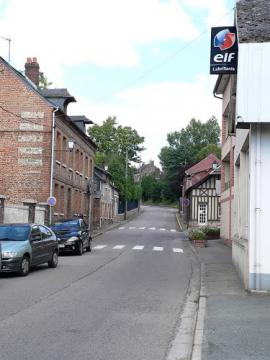 Doudeville - Rue Auguste Cave