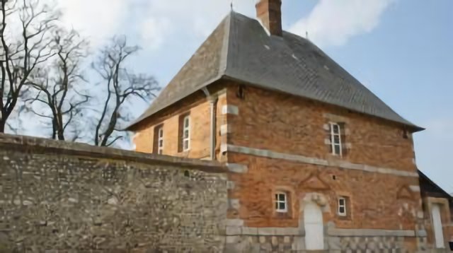 Maison au chateau de Galleville