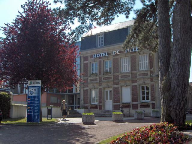 Ancien Hotel de ville de Bihorel (76420)photo personnelle de juin 2006