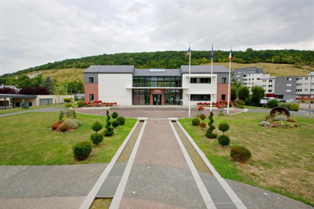 Mairie de Saint-Léger-du-Bourg-Denis route de Lyons-la-Forêt à Saint-Léger-du-Bourg-Denis