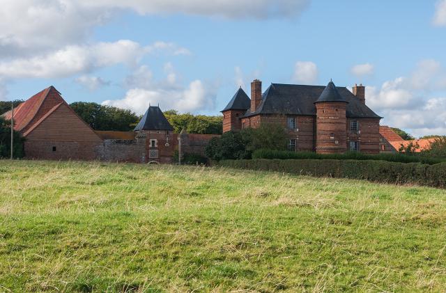 Cet édifice est répertorié dans la base Mérimée, base de données sur le patrimoine architectural français du ministère de la Culture, sous…