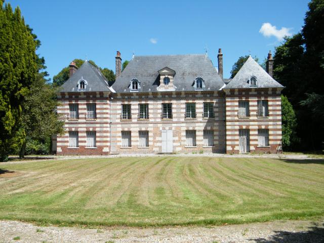 Sainte-Agathe d'Aliermont, Seine-Maritime, France, château, façade avant.
