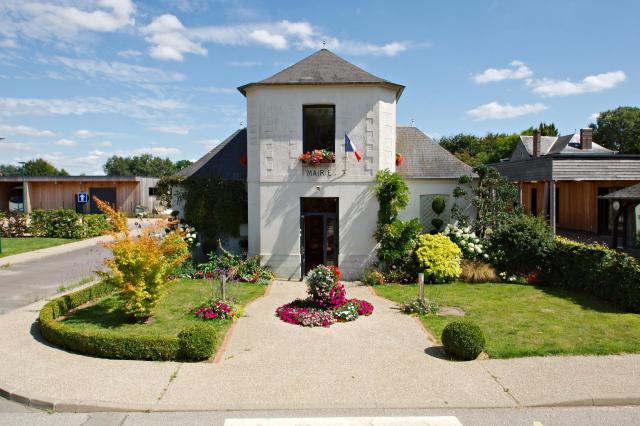Mairie de Bois-l’Évêque, rue Principale