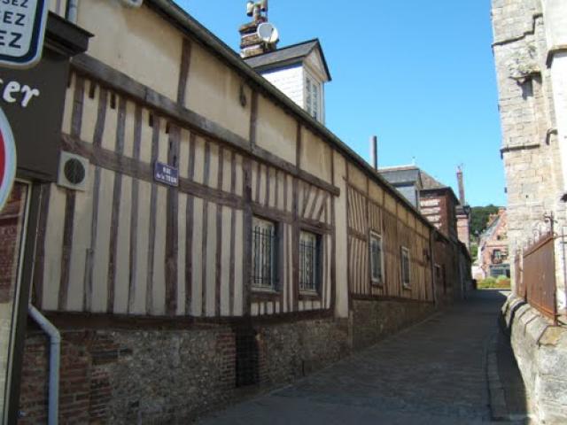 Rue de la Tour