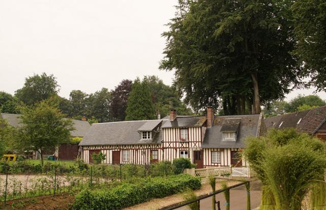 Le Village