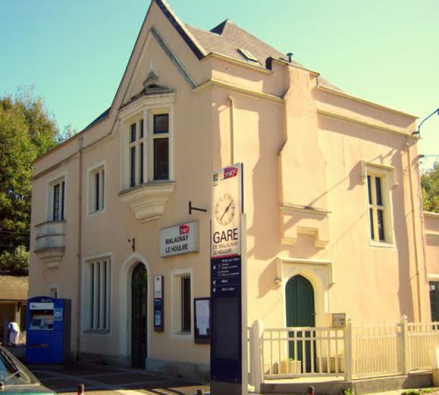 Gare de Malaunay-Le Houlme