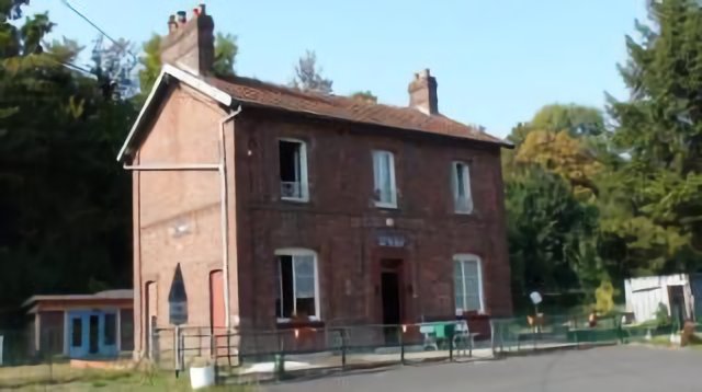 France: Le Paulu - La gare