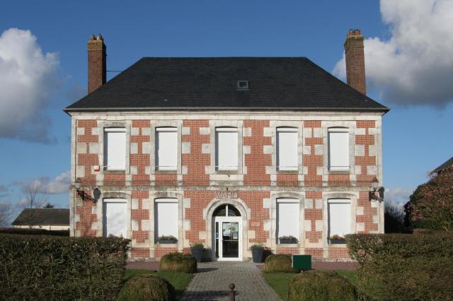 Mairie de Saint-Jean-de-Folleville.