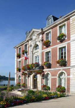 Mairie de Caudebec en Caux, Seine Maritime, France