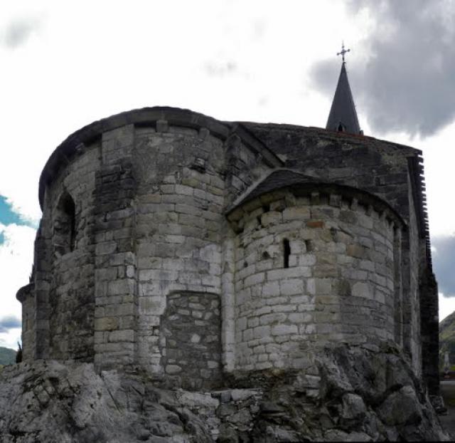 Cabeç romanic de la gleisa Sant Genest de Mercus - Savartés