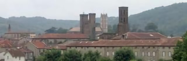 Vue générale de Pamiers (Ariège, Midi-Pyrénées, France) à partir du cimetière St-Jean.