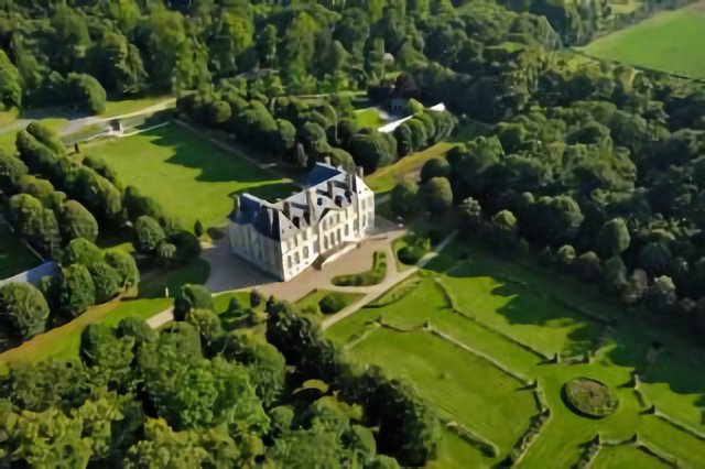Chateau Yville.