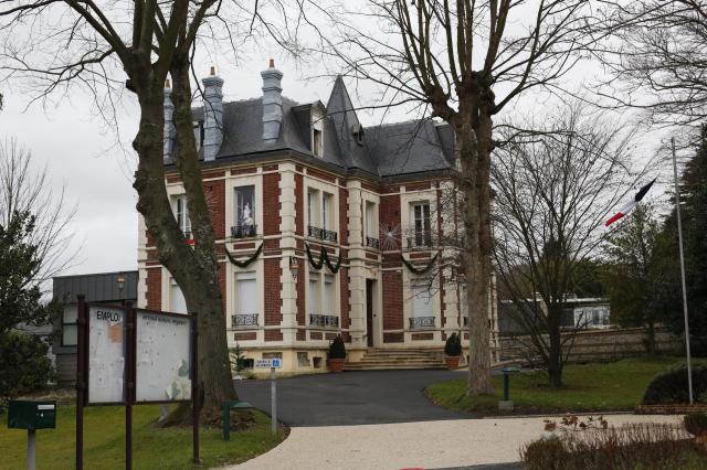 La mairie d'Épouville.