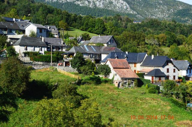 Arrout Village