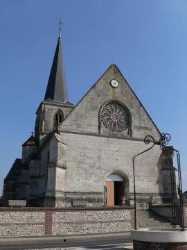 Beuzeville-la-Grenier - L'église