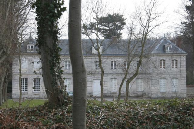 Le château de Bénouville.