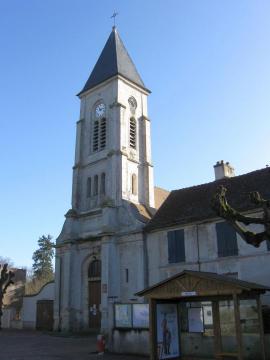 Église Saint-Barthélemy de Germigny-l'Évêque. (Seine-et-Marne, région Île-de-France).