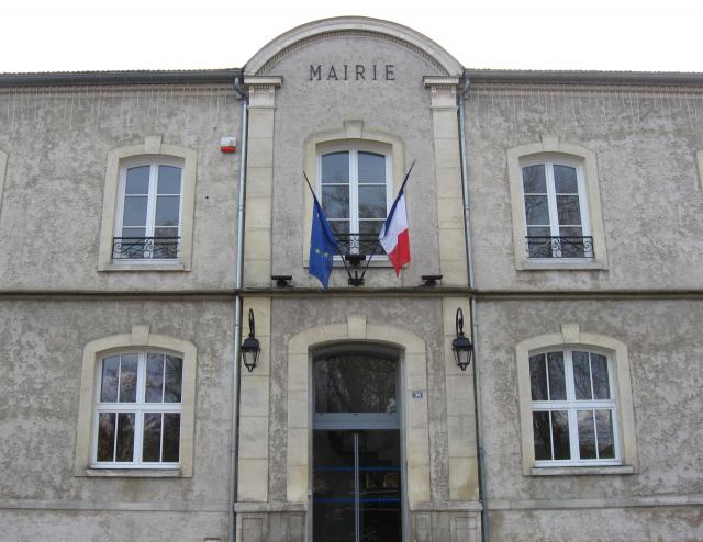 Mairie d'Annet-sur-Marne. (Seine-et-Marne, région Île-de-France).