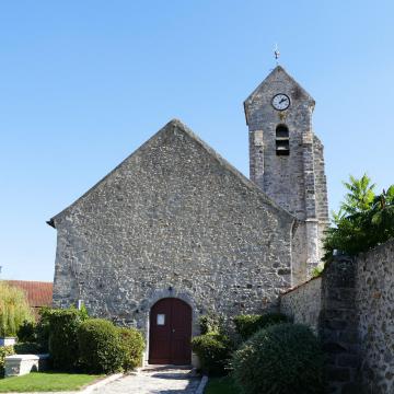 L'église Saint-Médard à Limoges-Fourches (Seine-et-Marne, Île-de-France, France).