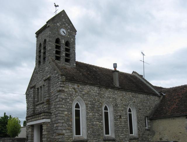 Église du Sacré-Cœur de Darvault. (département de la Seine-et-Marne, région Île-de-France).