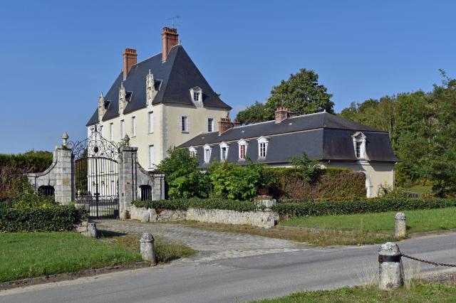 Cet édifice est répertorié dans la base Mérimée, base de données sur le patrimoine architectural français du ministère de la Culture, sous…