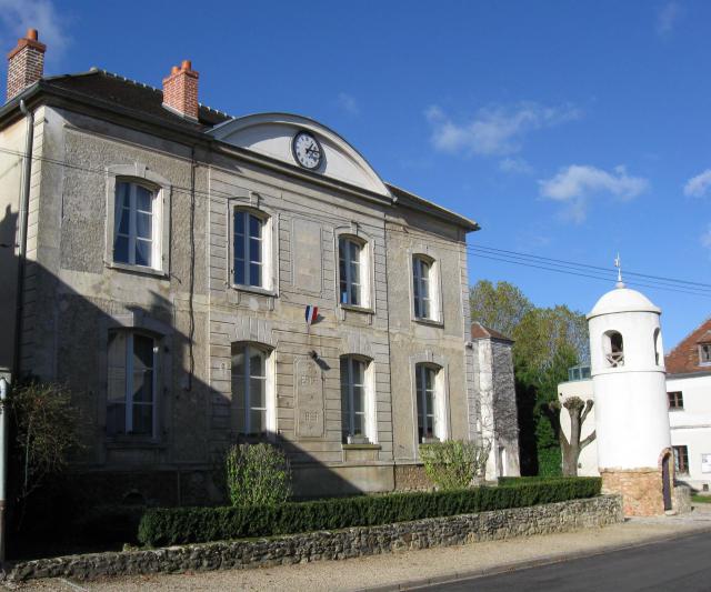 Mairie de Montceaux-lès-Meaux. (Seine et Marne, région Île-de-France).